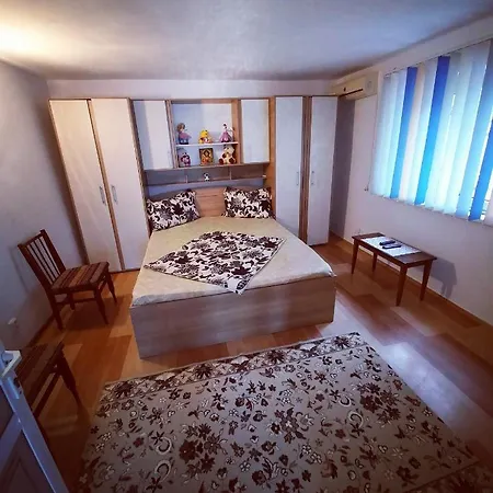 Nyaraló Casa Denisa Sulina