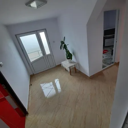 Casa Denisa بيت للعطل *
