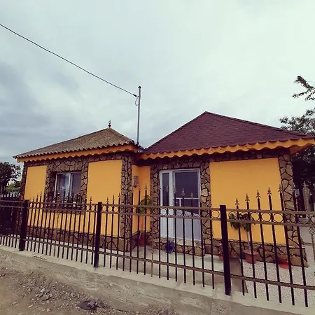 Casa Denisa Nyaraló *